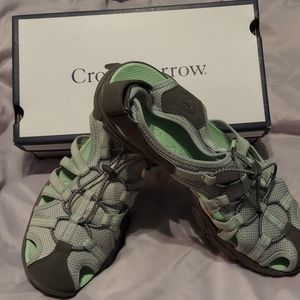 Croft and Barrow athletic shoes